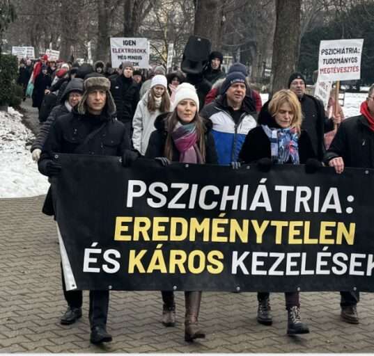 Tüntetés a Vérmezőn