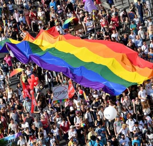 Pride - Origo